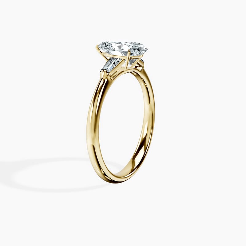 Tapered Trinity Pear Ring