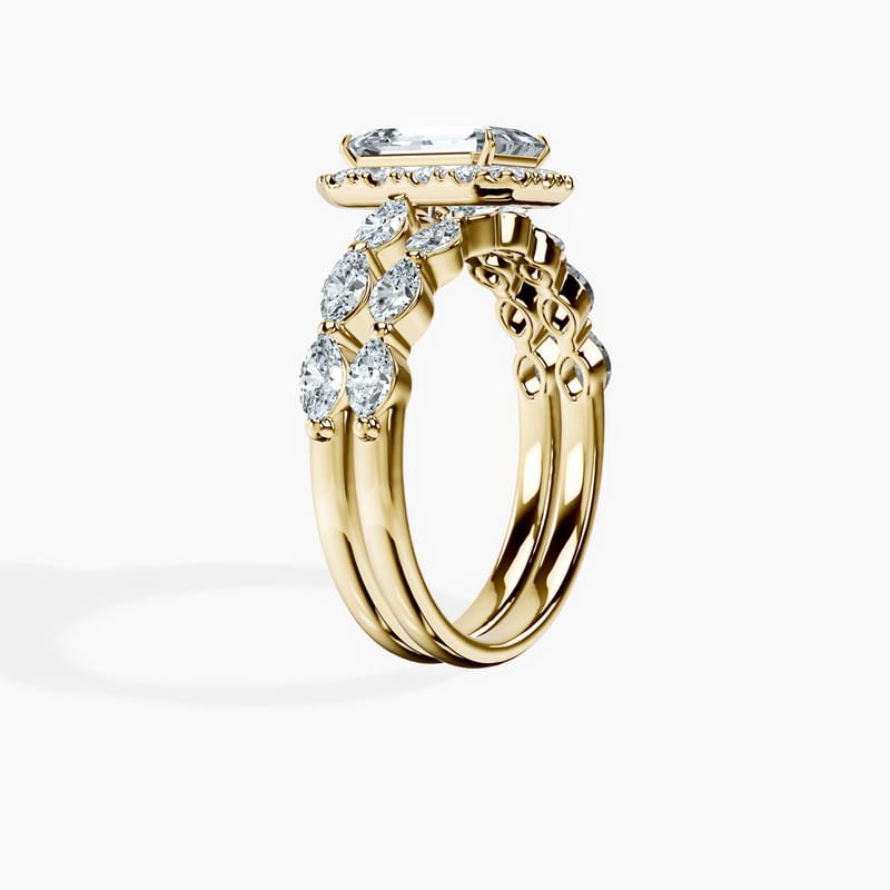 Mystique Emerald Ring