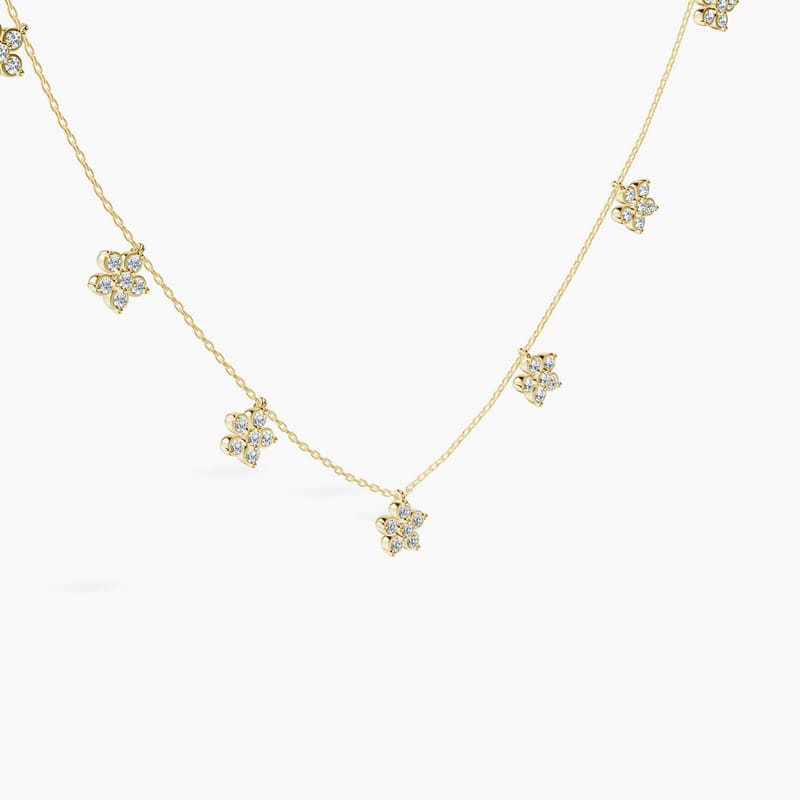 Petal Thread Necklace