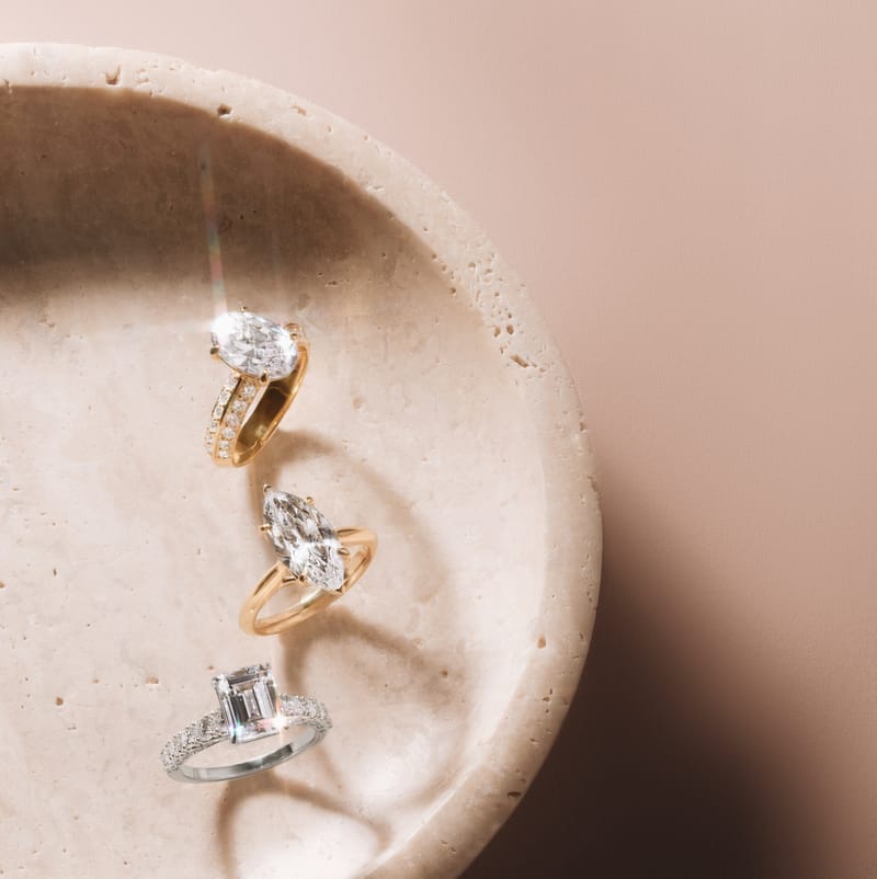 Horizon Pavé Oval Ring