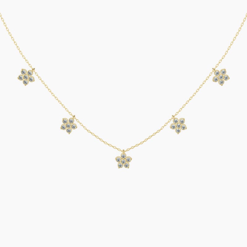 Petal Thread Necklace