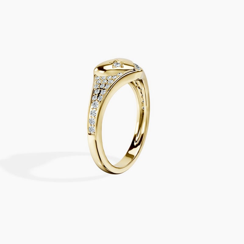 Crown Heart Pavé Ring