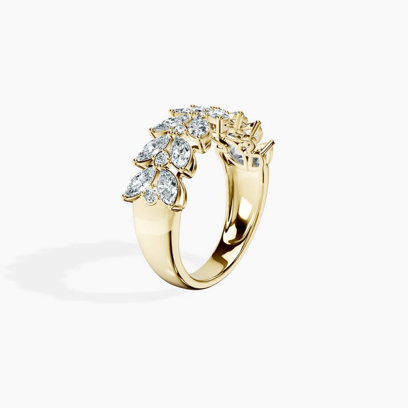 Crescelle Ring
