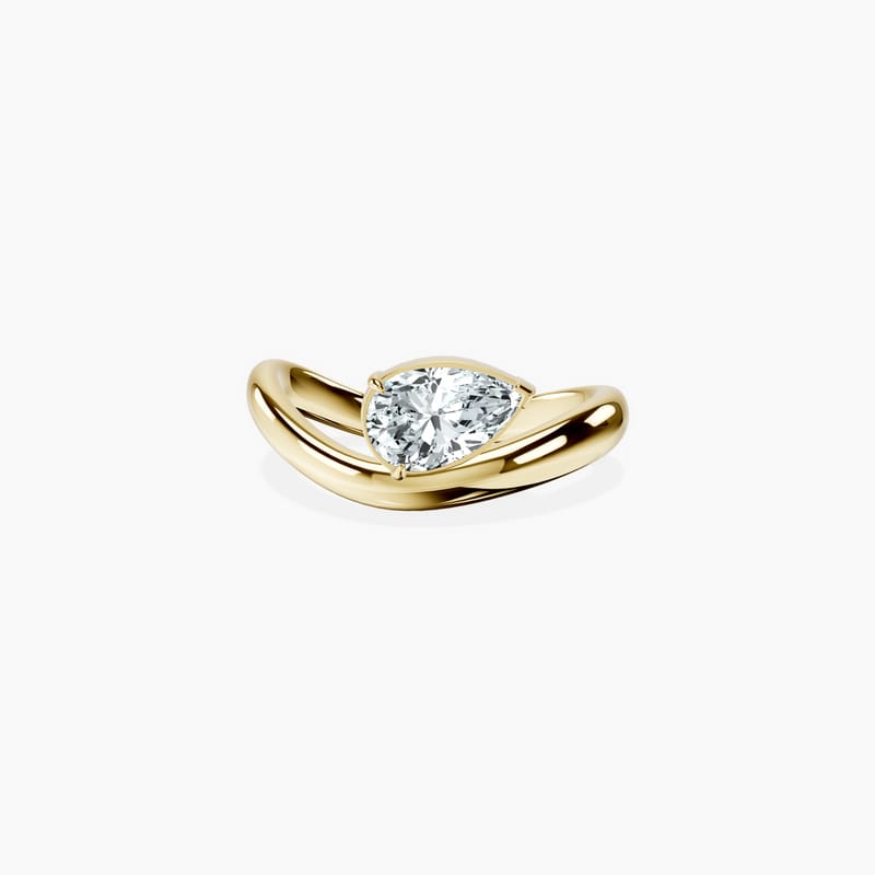 Esmé Pear Ring