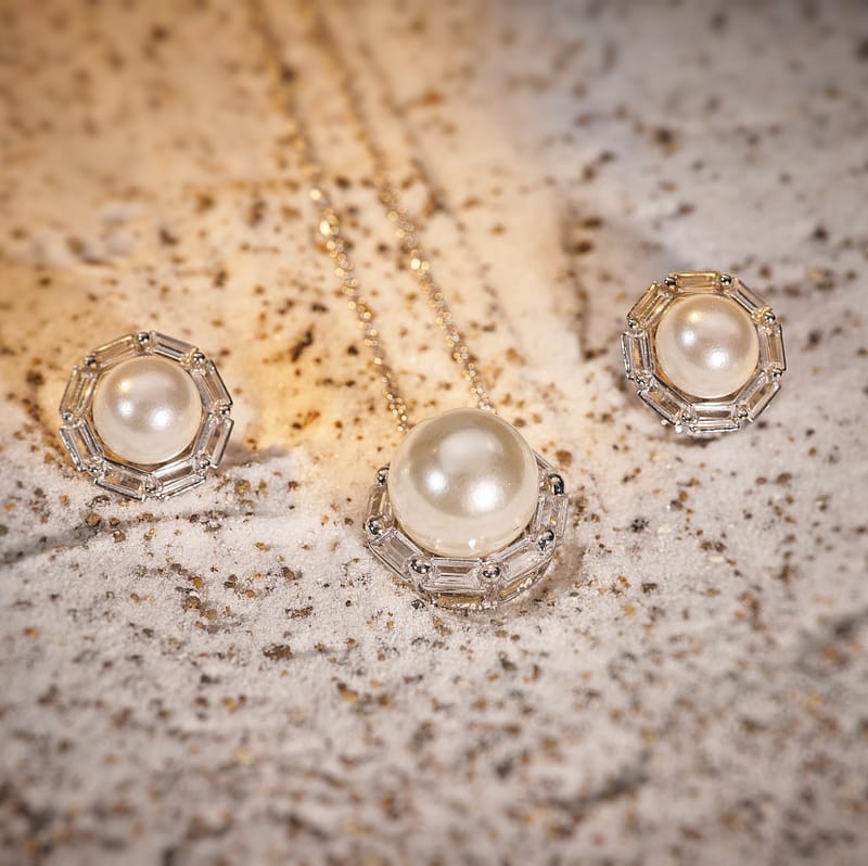Pearl Octavia Studs